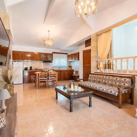 Διαμέρισμα Absinthia Fanes