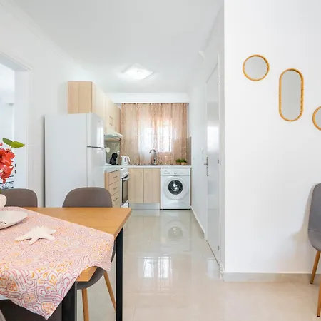 Absinthia Fanes * Rhodes City