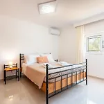 Absinthia Fanes Apartment Rhodes City