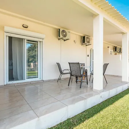 Absinthia Fanes עיר רודוס