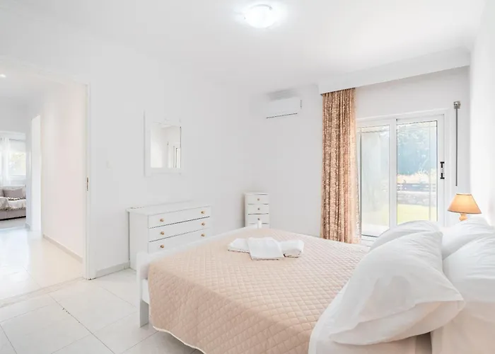 Absinthia Fanes 아파트 Rhodes City