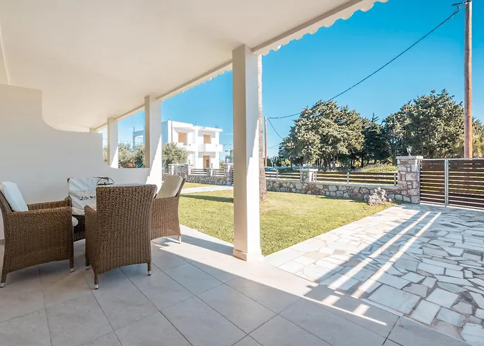 Absinthia Fanes 아파트