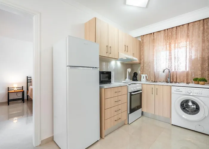 Absinthia Fanes 아파트