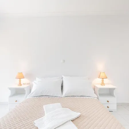 Absinthia Fanes Apartment *